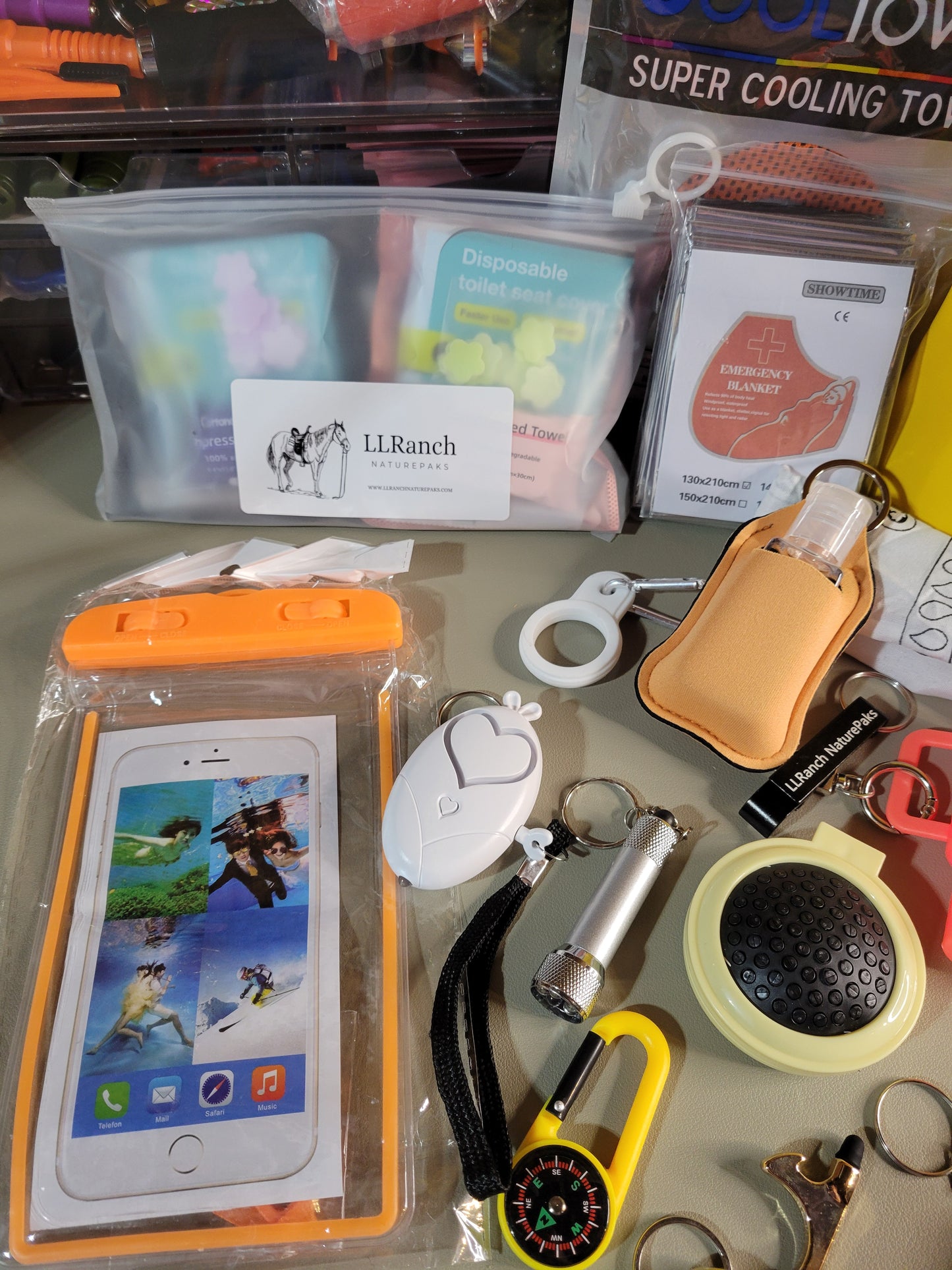 Sunshine Makes Me Happy Bundle incl Toiletry Pack